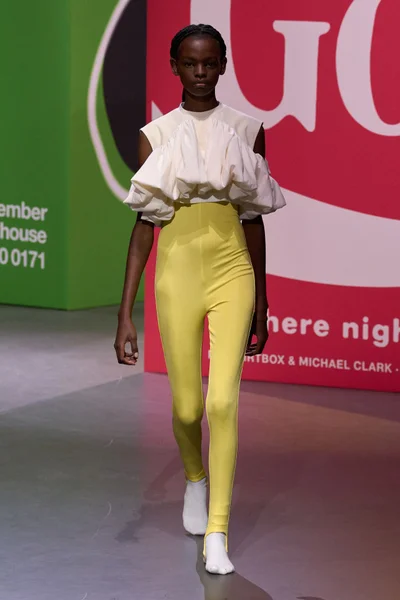 Look 45